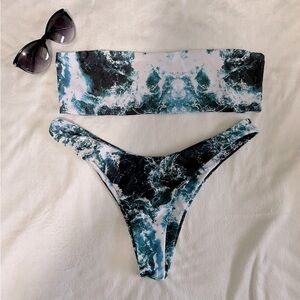 Strapless bikini beach waves